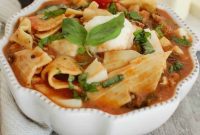 Lazy Lasagna Soup with Turkey and Kale
