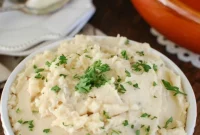 Decadent Slow Cooker Gouda Mashed Potatoes