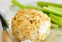 Your Guide to an Irresistible Cheese Ball