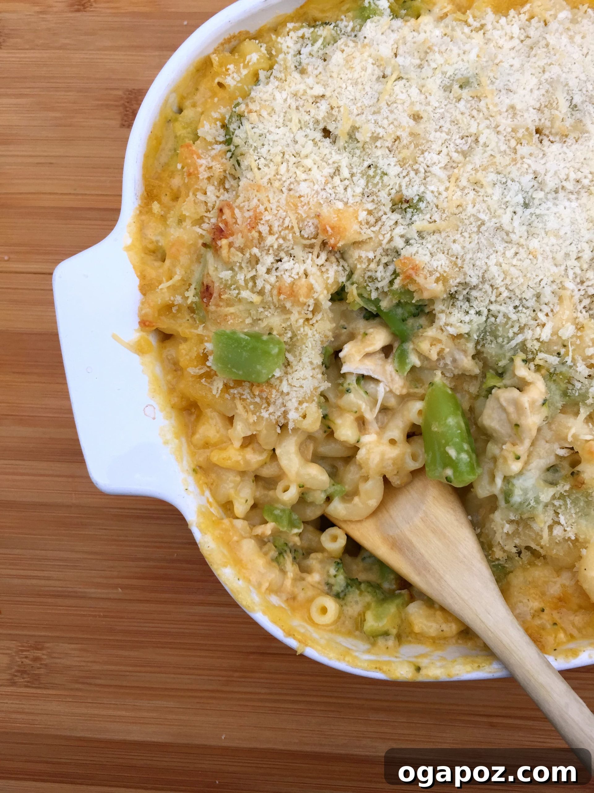 Loaded Chicken Broccoli Mac and Cheese 2 Chicken Broccoli Macaroni and Cheese - A comforting casserole