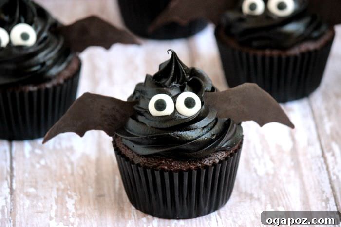 Quick & Cute Bat Cupcakes 5 Easy Bat Cupcakes, perfect for Halloween parties and kids' treats