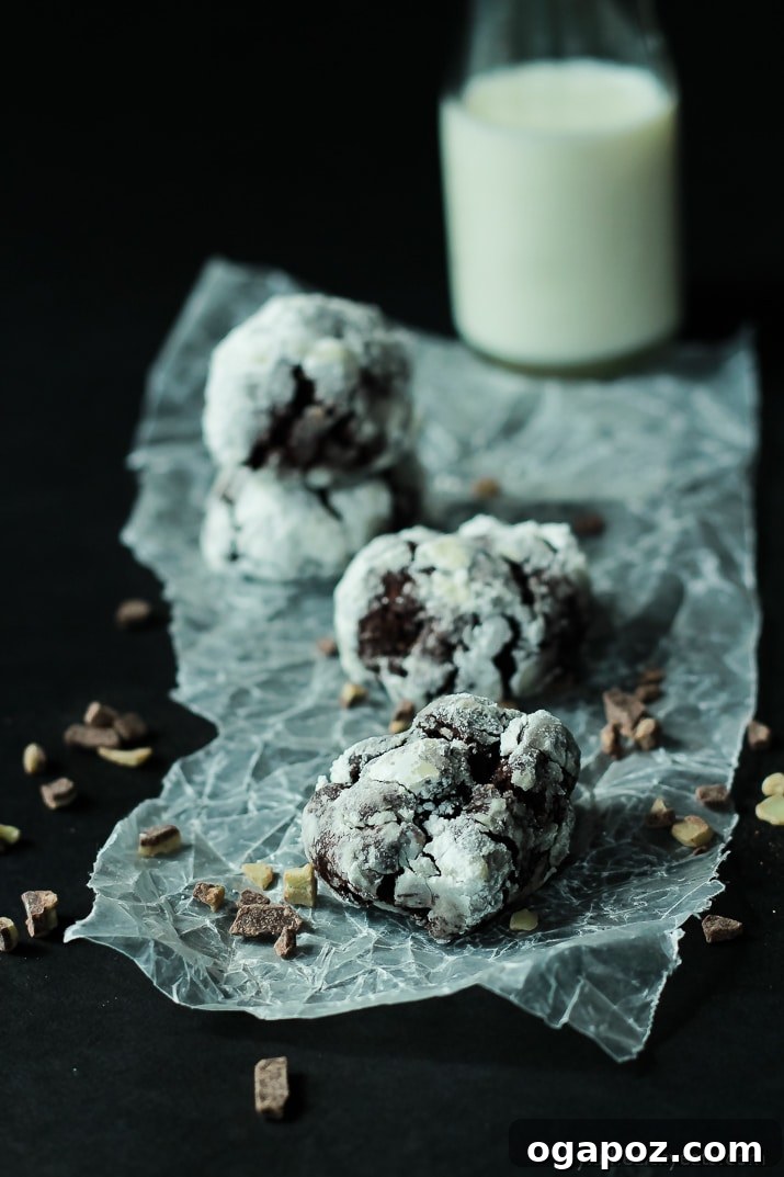 23 Essential Holiday Cookies to Bake This Season 23 Elegant mint dark chocolate crackle cookies with a distinctive powdered sugar coating and intense flavor.