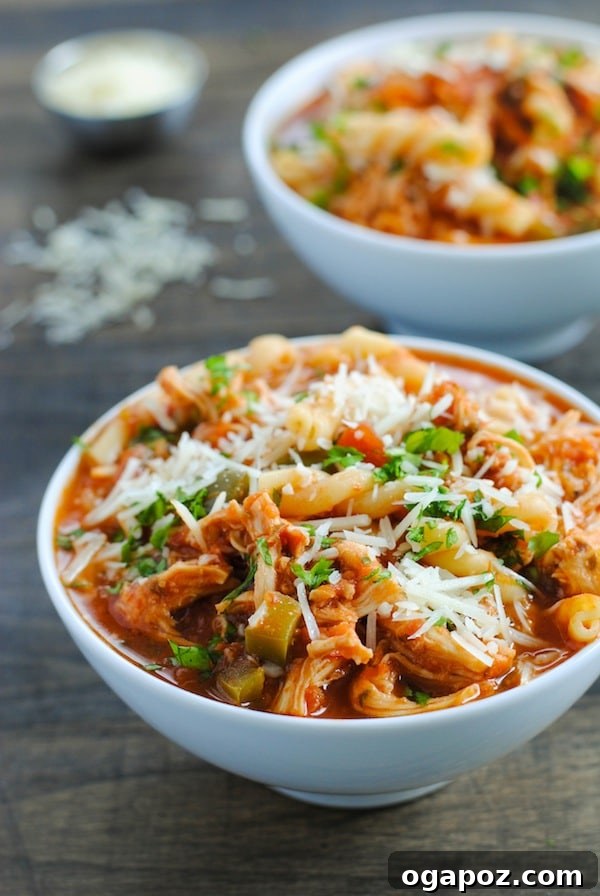 26 Effortless Slow Cooker Dinners 28 Slow-Cooker-Chicken-Parmesan-Soup31