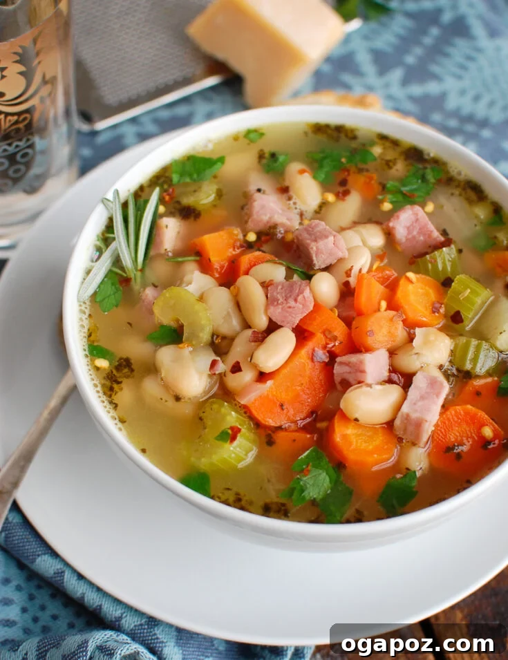Hearty White Bean and Ham Soup