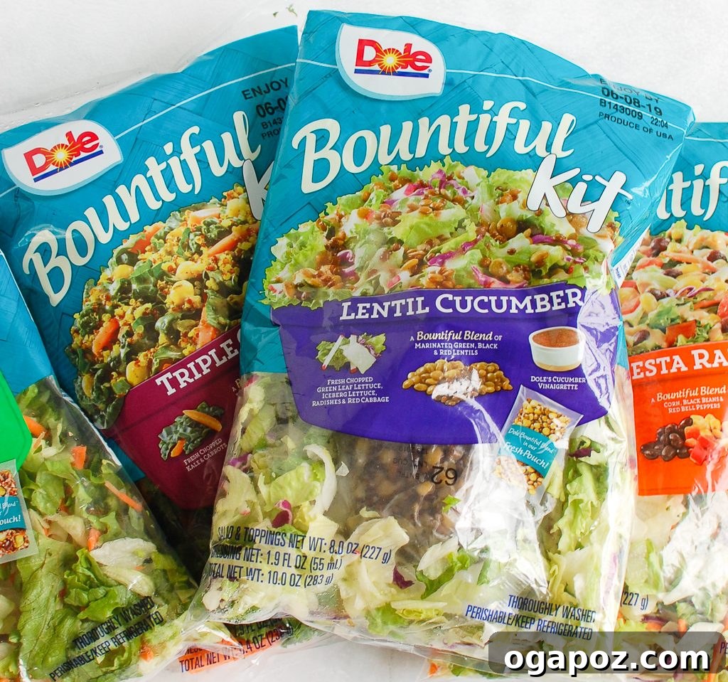Sesame Ginger Pasta Salad 4 A selection of DOLE Bountiful Salad Kits, highlighting the Sweet Thai flavor used in the pasta salad.