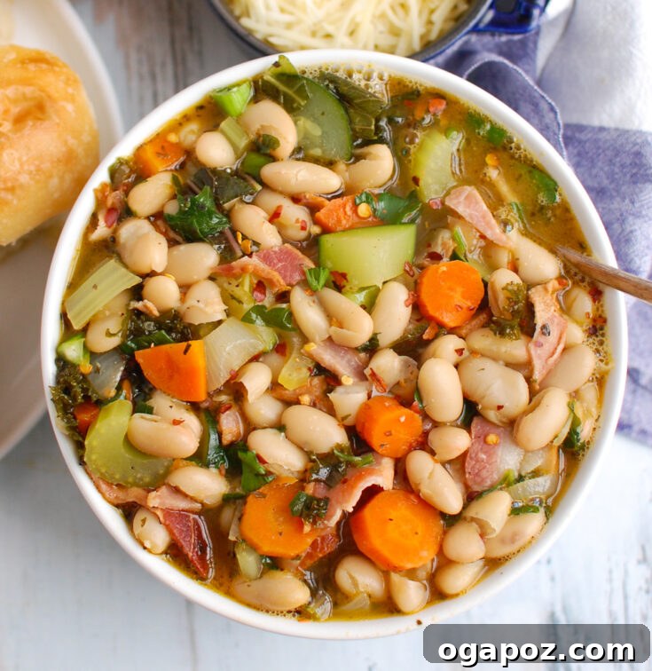 Hearty Tuscan White Bean Soup