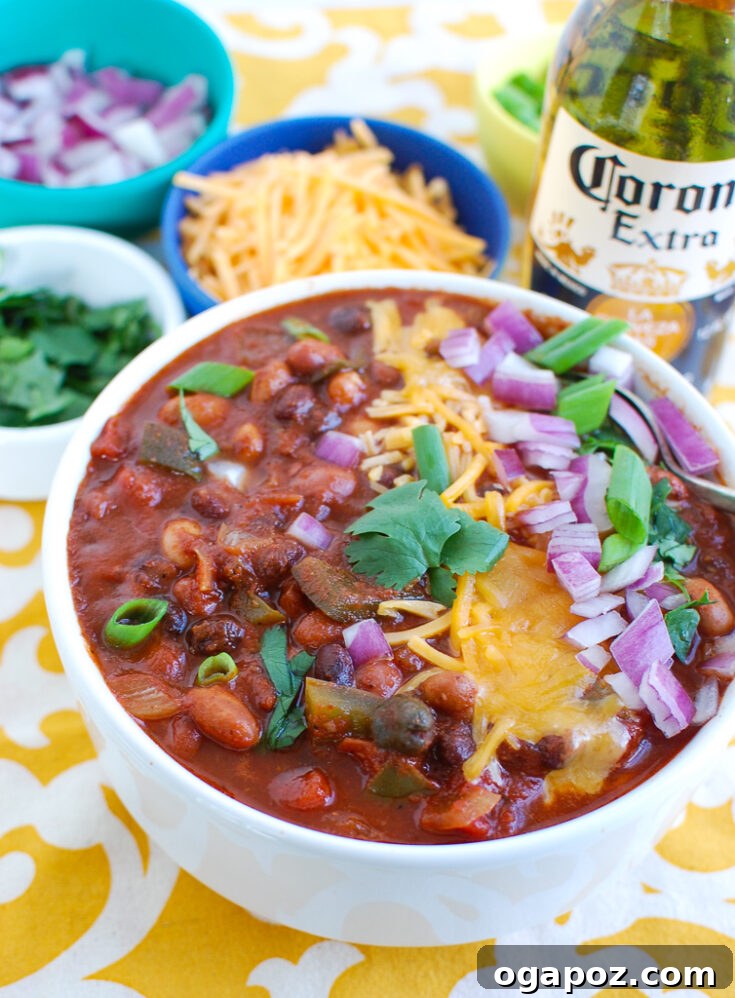 Hearty Slow Cooker Vegetarian Chili