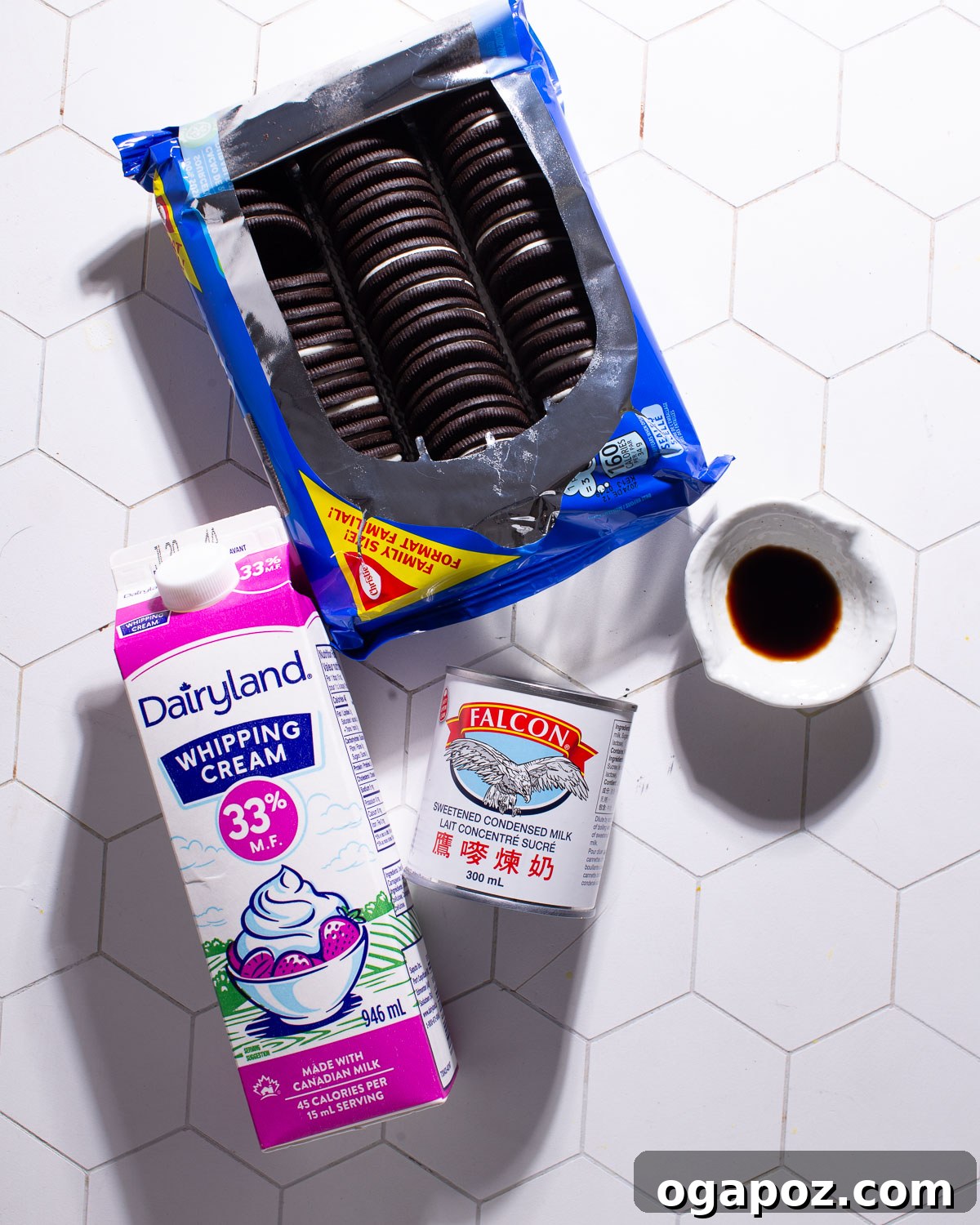 Effortless No Churn Cookies and Cream Ice Cream 3 Four key ingredients for cookies and cream ice cream: heavy cream, condensed milk, vanilla extract, and Oreo cookies.