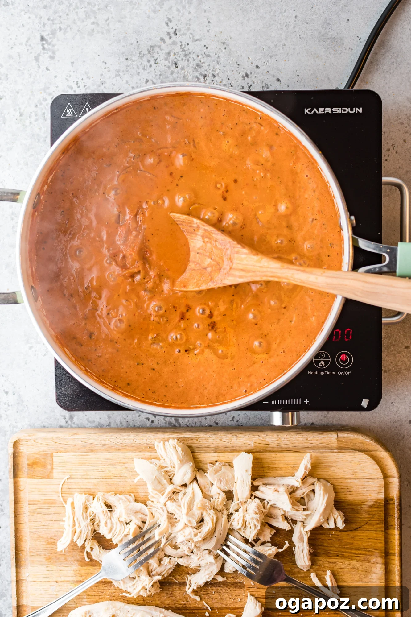 The blended chicken tinga sauce in a bowl, ready to be added.