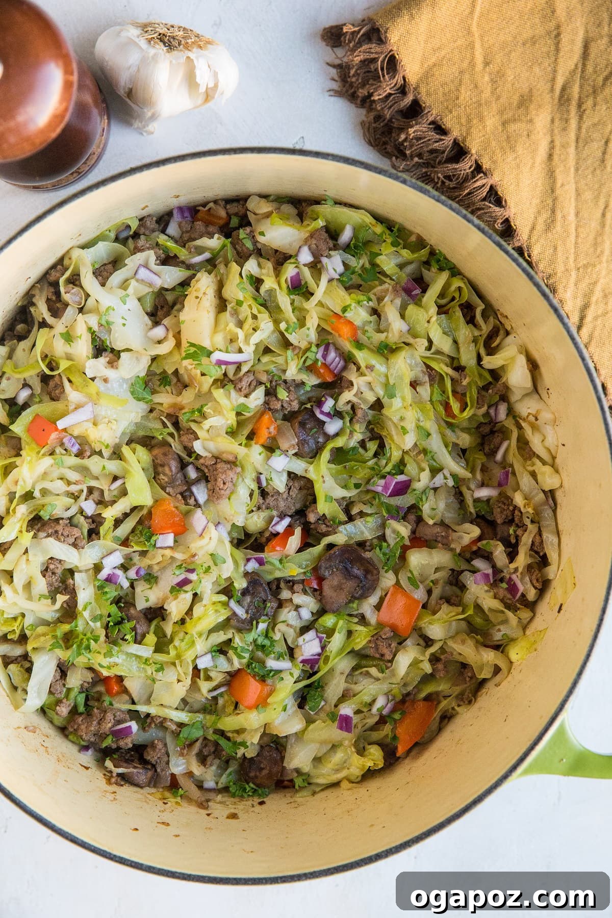 10 Flavorful Ground Beef and Cabbage Recipes 10 One-Pot Beef and Cabbage