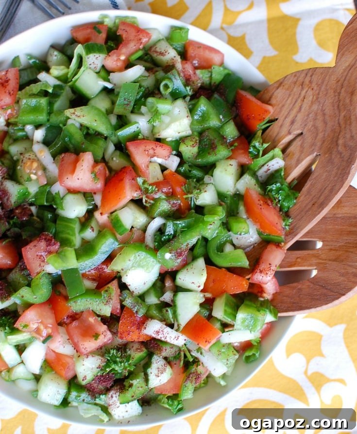 Easy Lebanese Salad (Salata)