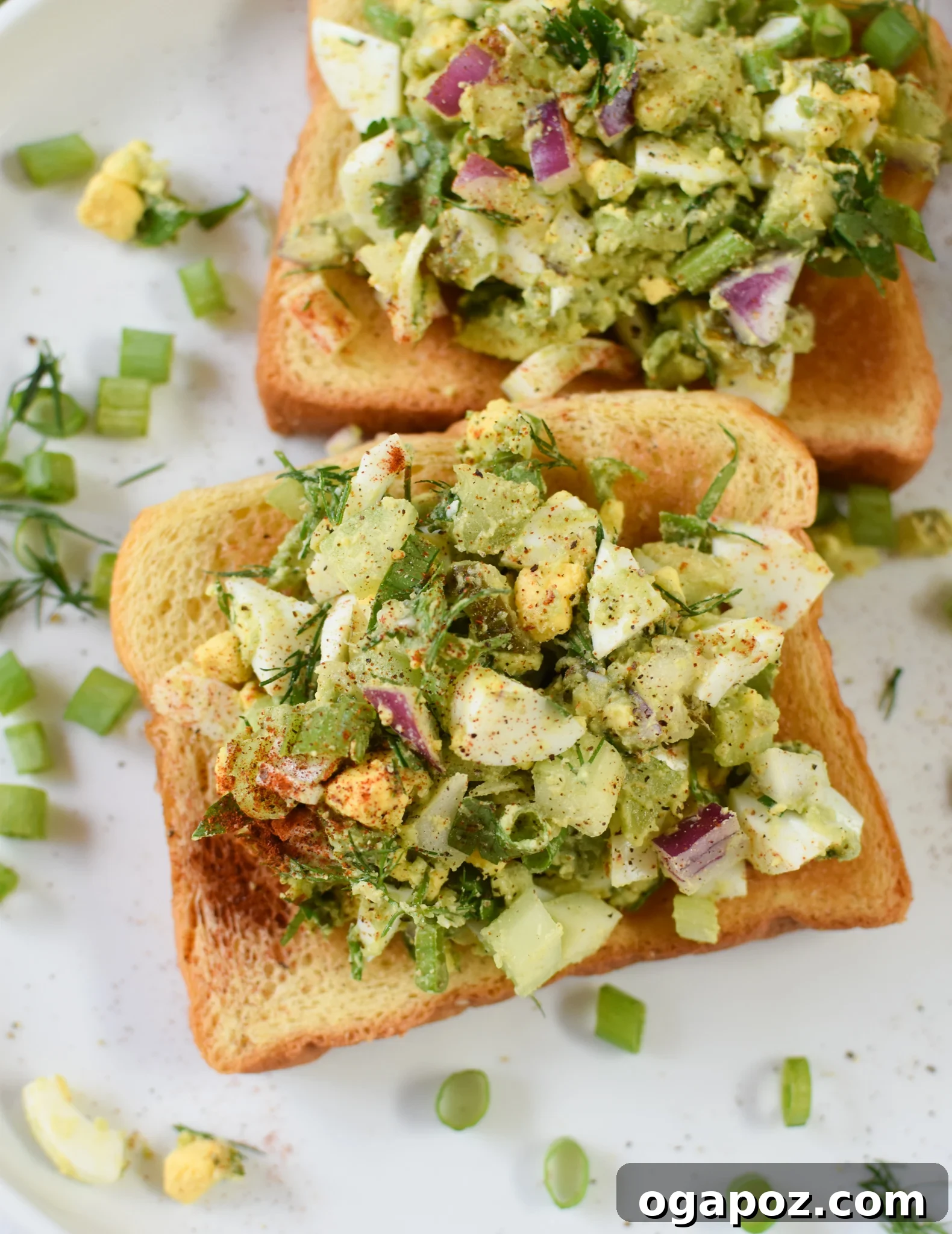 Green Goddess Egg Salad 2 Delicious Avocado Egg Salad with fresh dill and parsley, served on toasted bread.