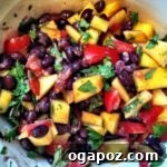 Black bean salsa dip
