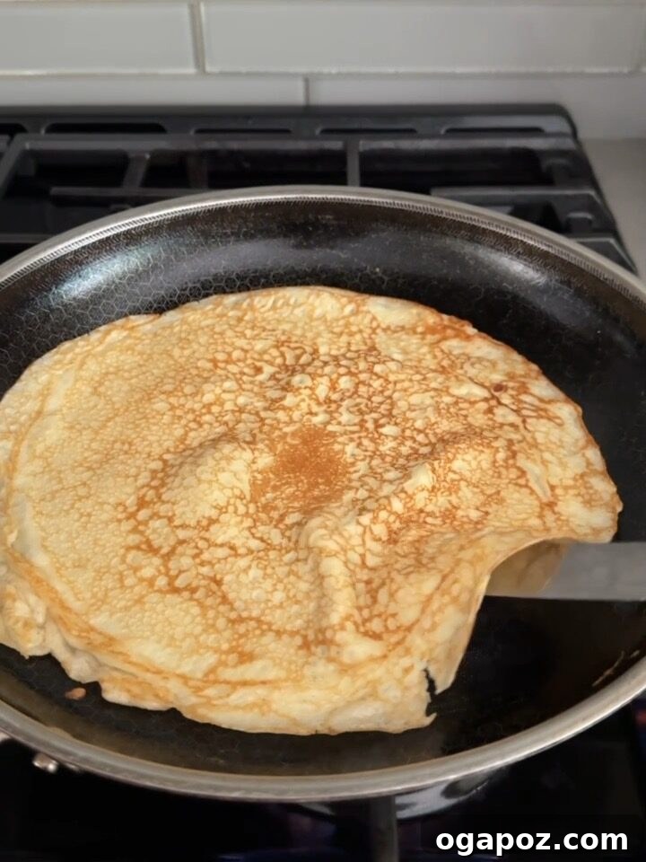 Authentic French Crêpe Recipe: Step-by-Step Guide for Perfect Crepes 3 img 55839 2