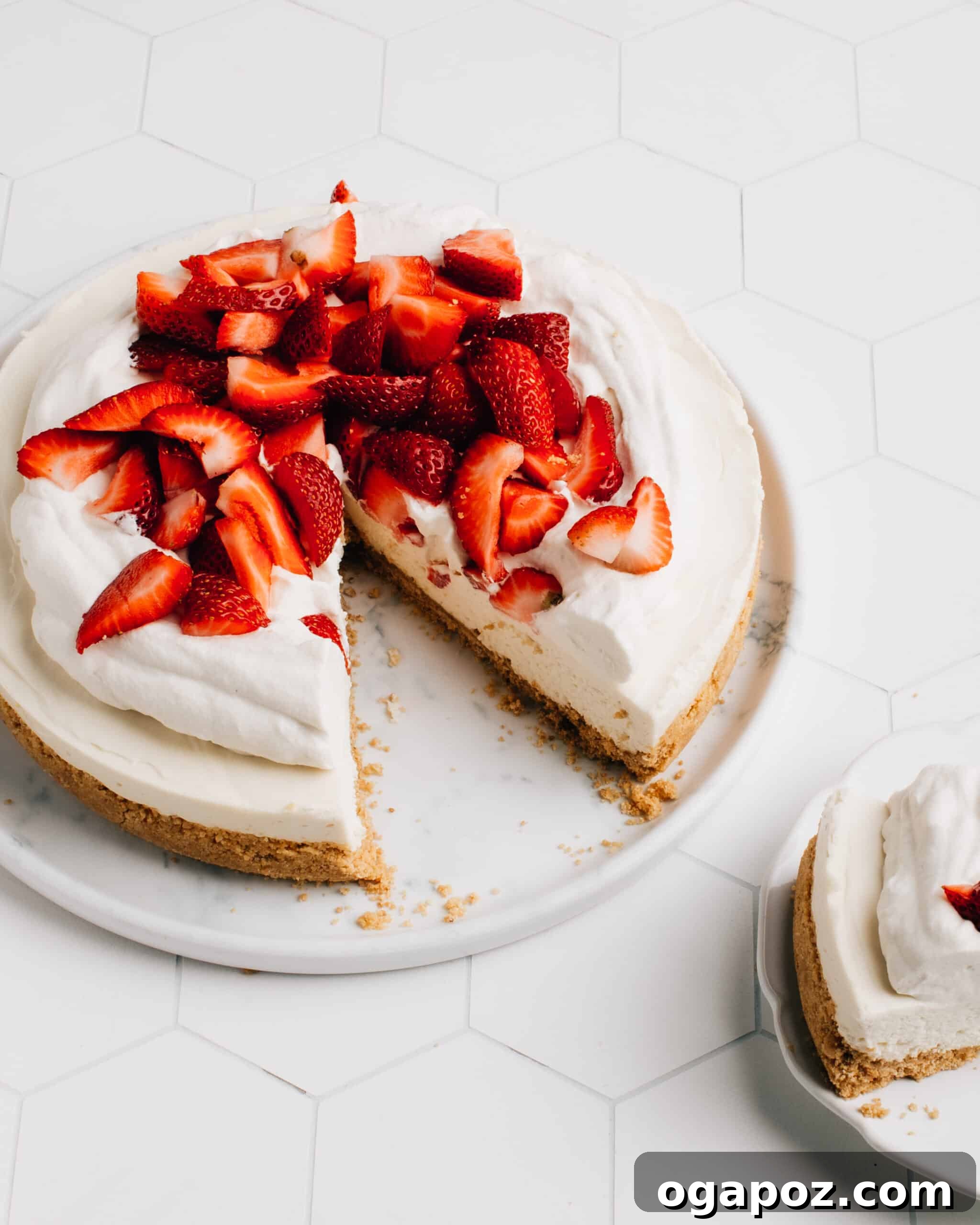 No-Bake Strawberry Cheesecake Recipe with Natural Ingredients 2 Strawberry cheesecake