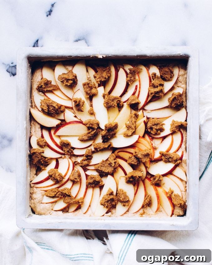 21 Unexpected Apple Recipes Beyond Pie 3 Apple pie cake recipe.