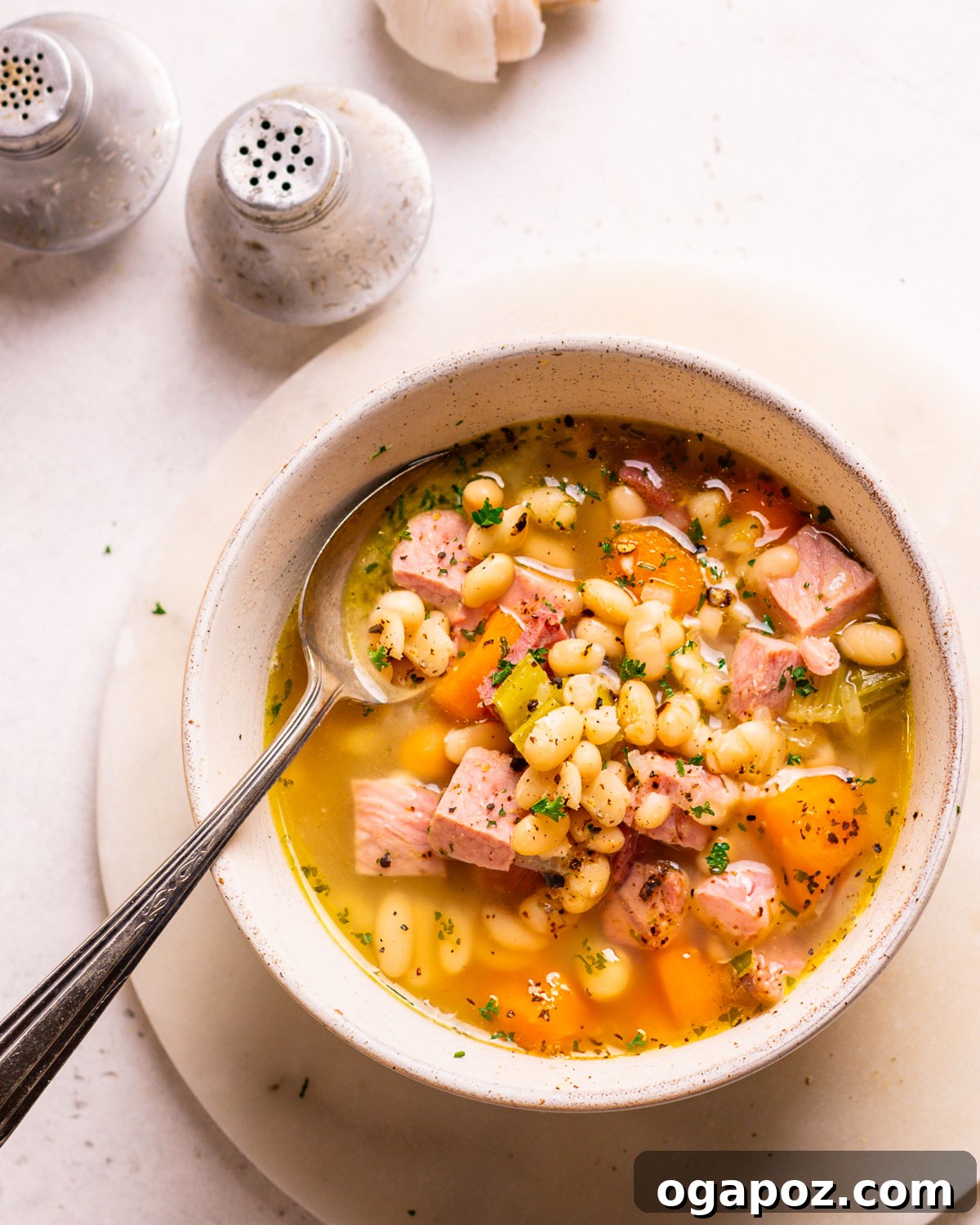 57 Simple Soup Recipes to Warm Your Soul 12 Old fashioned ham and bean soup with creamy white beans and diced ham.